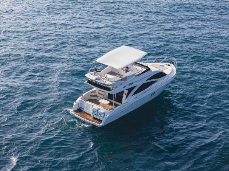 Toro 51 Yacht