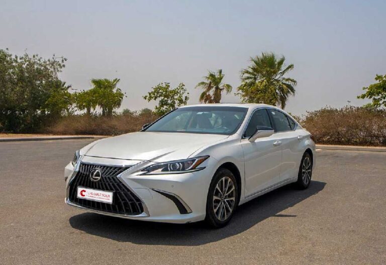 Lexus ES 350 chauffeur car hire with driver in dubai