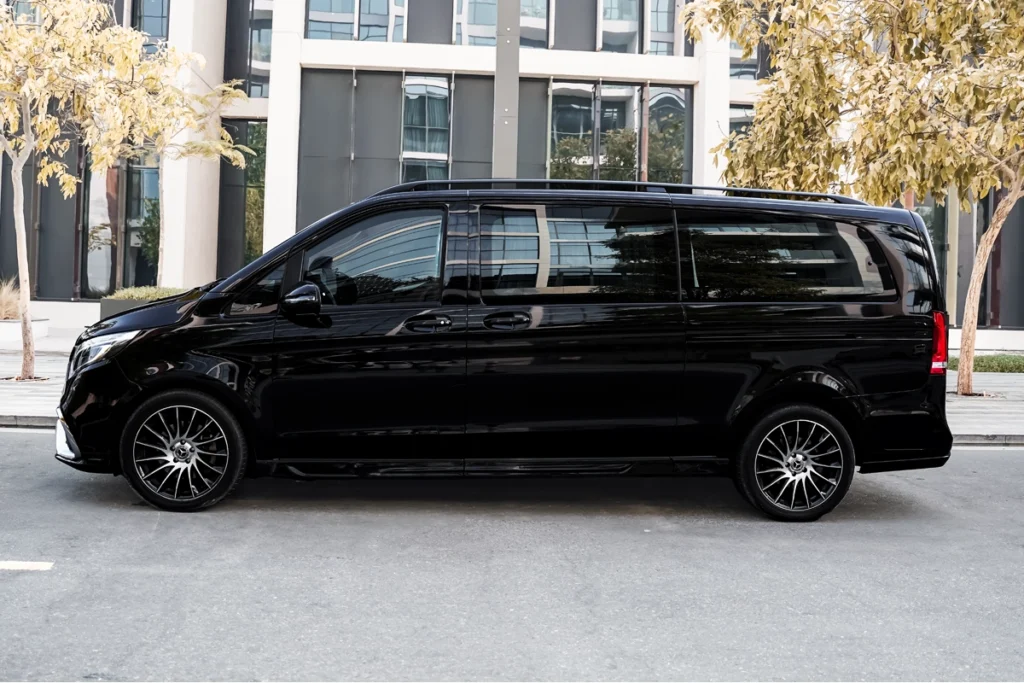 mercedes v class car hire with driver in dubai