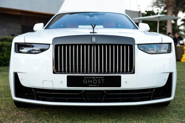 Rolls Royce Ghost Chauffeur Car Hire Dubai